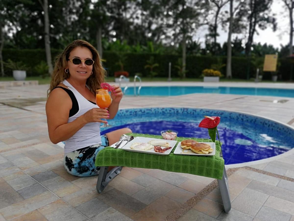 Praga Hotel Campestre อาร์เมเนีย ภายนอก รูปภาพ