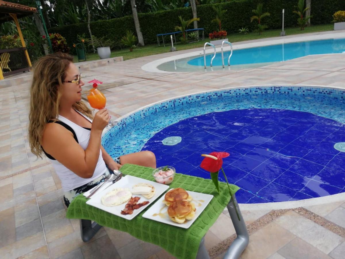 Praga Hotel Campestre อาร์เมเนีย ภายนอก รูปภาพ